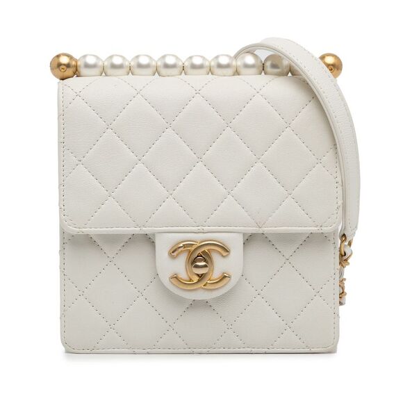 Pre Loved chanel Women White Crossbody Bags - Picture 1 of 8